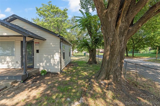 1901 N Atlanta Avenue, Tulsa, OK 74110