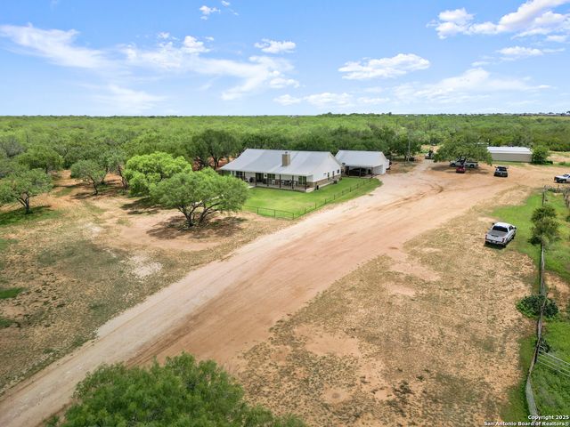 590 County Road 431, Pleasanton, TX 78064