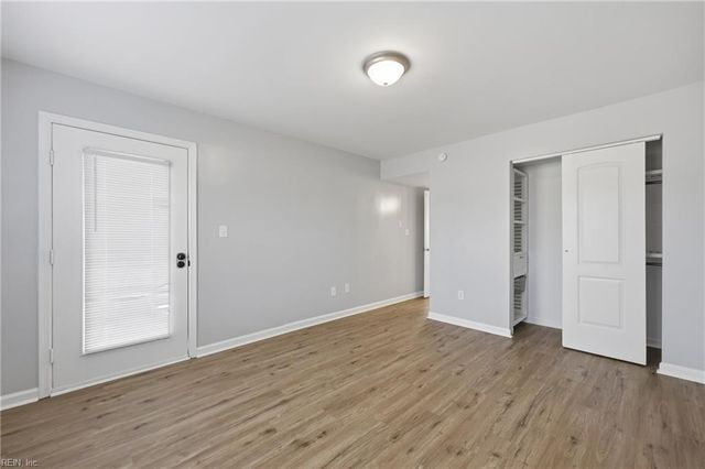 351 Fort Worth Ave Apt 102, Norfolk, VA 23505