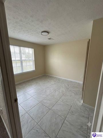 316 Indiana Trail, Radcliff, KY 40160