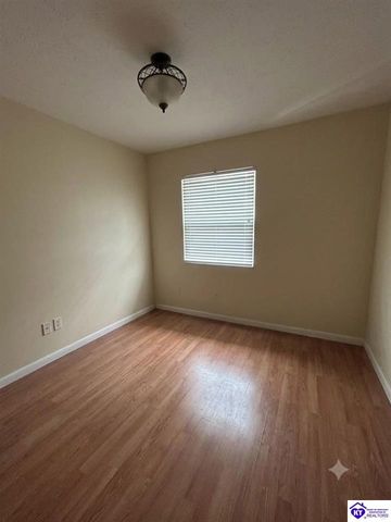 316 Indiana Trail, Radcliff, KY 40160