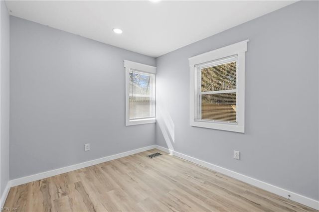 8249 Simons DR, Norfolk, VA 23505