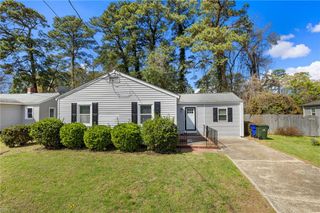 8249 Simons DR, Norfolk, VA 23505