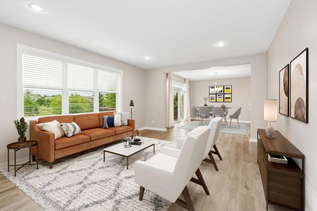 3947 Valencia Lane, Chaska, MN 55318