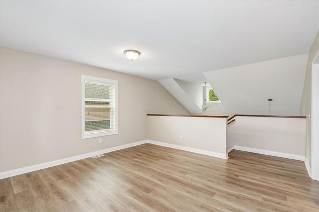 3947 Valencia Lane, Chaska, MN 55318