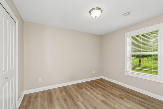 3947 Valencia Lane, Chaska, MN 55318