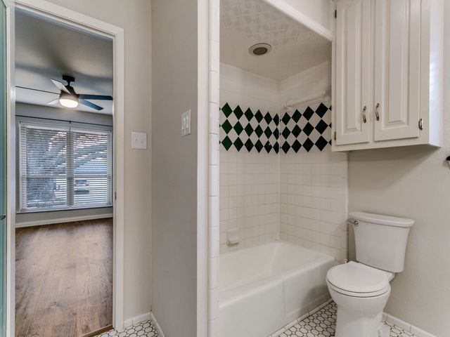 2521 Lone Star Lane, Grapevine, TX 76051