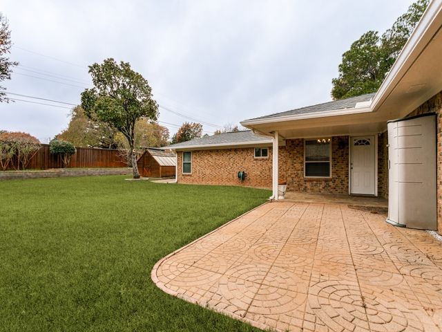 2521 Lone Star Lane, Grapevine, TX 76051