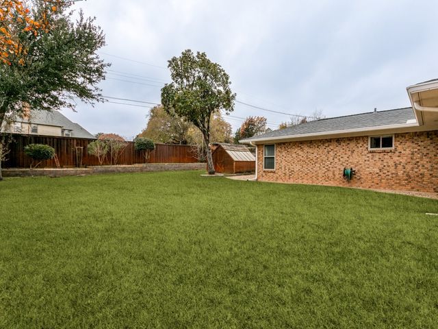 2521 Lone Star Lane, Grapevine, TX 76051