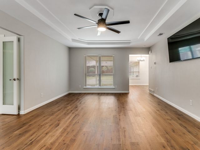 2521 Lone Star Lane, Grapevine, TX 76051