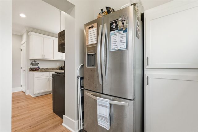 1284 Corporation St, Beaver, PA 15009