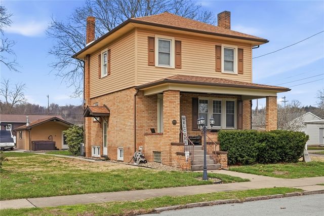 1284 Corporation St, Beaver, PA 15009