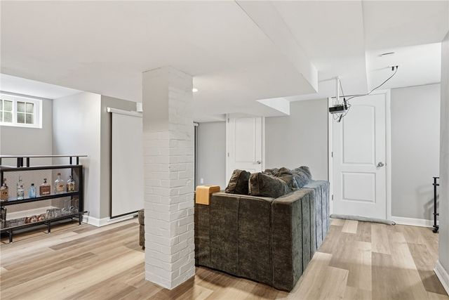 1284 Corporation St, Beaver, PA 15009