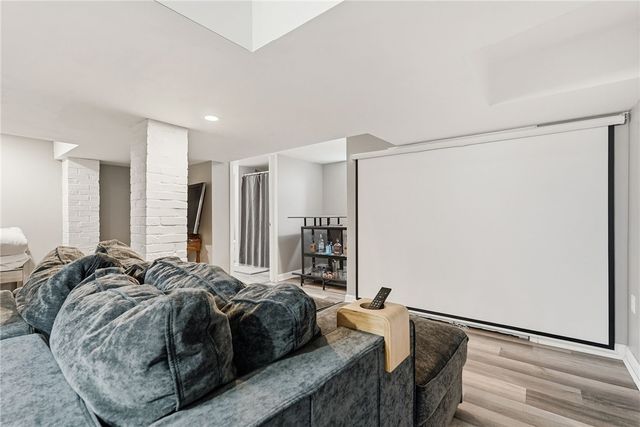 1284 Corporation St, Beaver, PA 15009