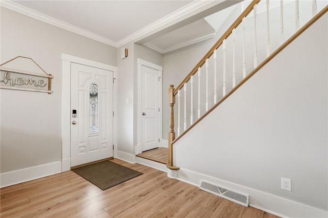 1284 Corporation St, Beaver, PA 15009