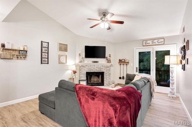 1034 Alpine Ridge Drive G6, Ballwin, MO 63021