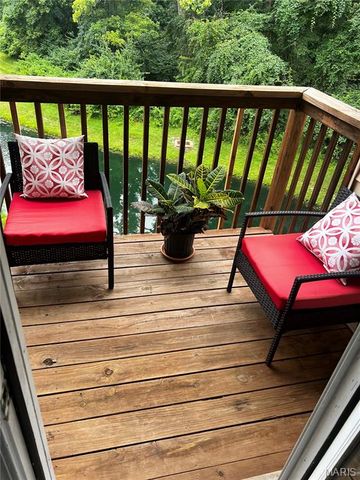 1034 Alpine Ridge Drive G6, Ballwin, MO 63021