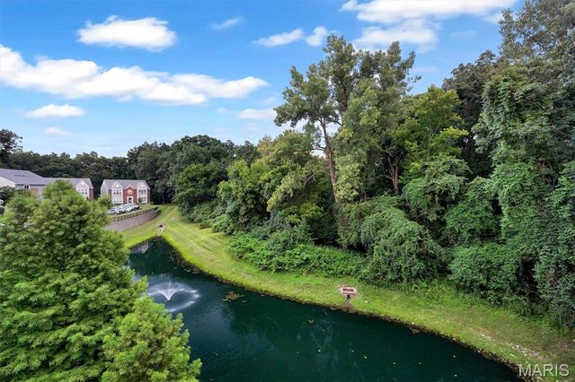 1034 Alpine Ridge Drive G6, Ballwin, MO 63021