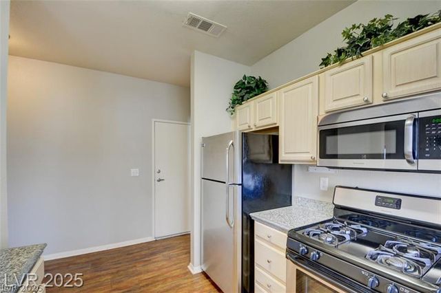 5250 South Rainbow Boulevard 2120, Las Vegas, NV 89118