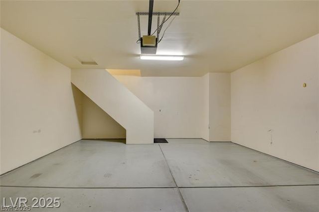 5250 South Rainbow Boulevard 2120, Las Vegas, NV 89118