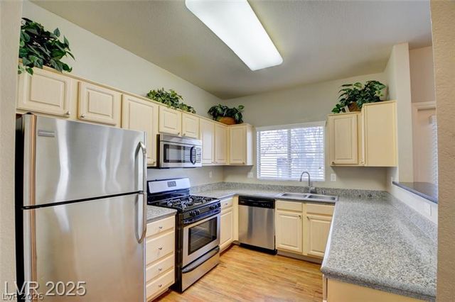 5250 South Rainbow Boulevard 2120, Las Vegas, NV 89118
