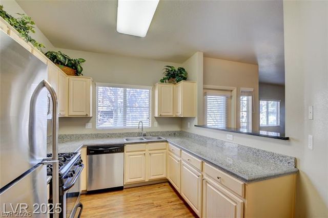 5250 South Rainbow Boulevard 2120, Las Vegas, NV 89118