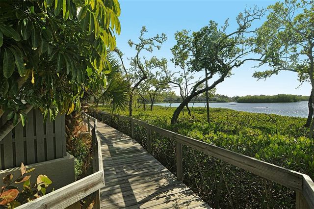 1627 BROOKHOUSE DRIVE BR264, Sarasota, FL 34231