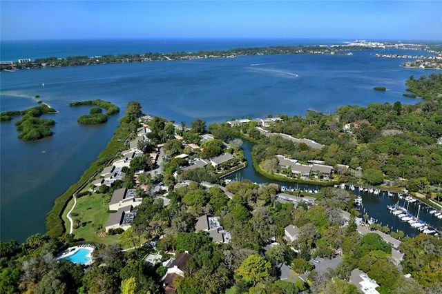 1627 BROOKHOUSE DRIVE BR264, Sarasota, FL 34231