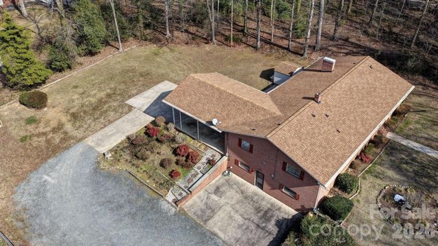 701 E Oakwood Avenue, Albemarle, NC 28001