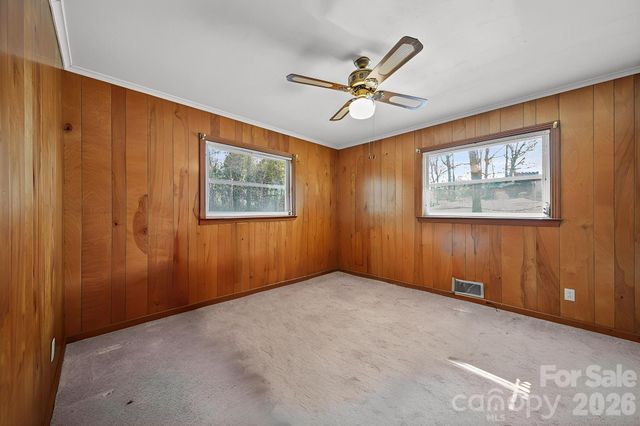 701 E Oakwood Avenue, Albemarle, NC 28001