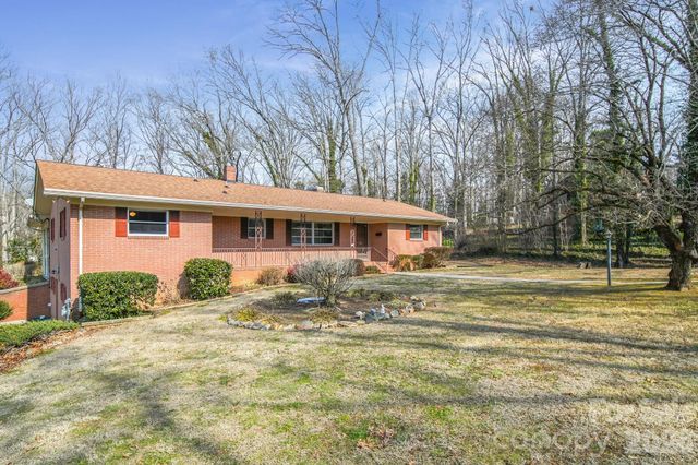701 E Oakwood Avenue, Albemarle, NC 28001