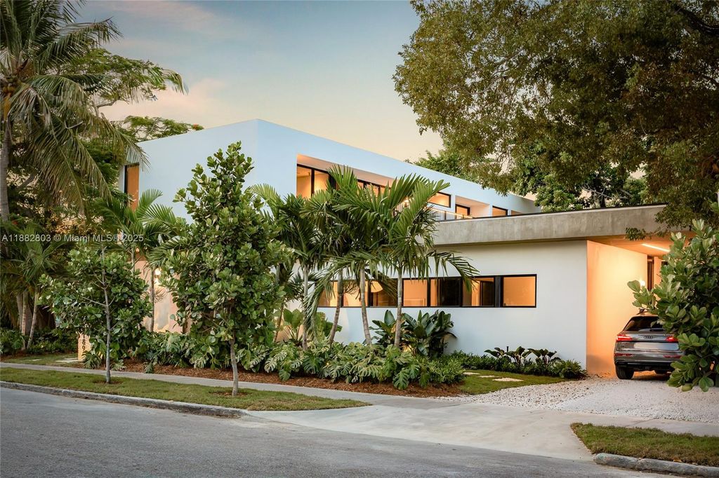 2189 SW 24th Ter, Miami, FL 33145