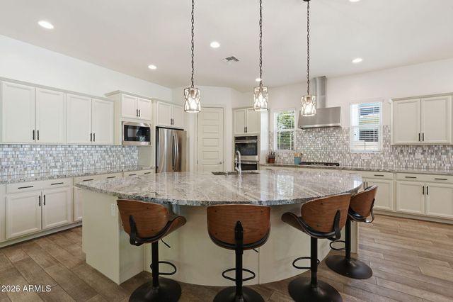 2912 E BLOOMFIELD Parkway, Gilbert, AZ 85296