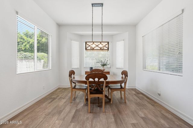 2912 E BLOOMFIELD Parkway, Gilbert, AZ 85296