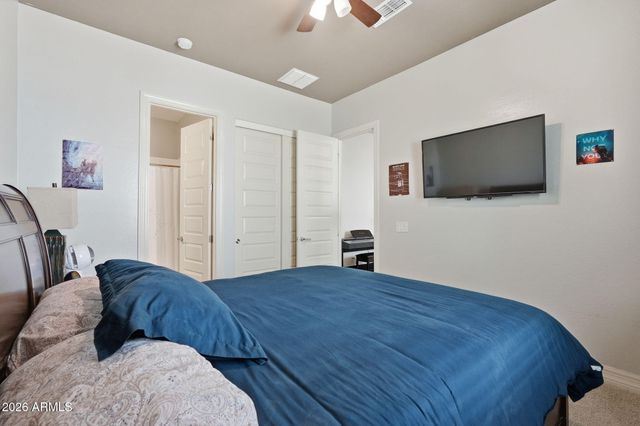 2912 E BLOOMFIELD Parkway, Gilbert, AZ 85296