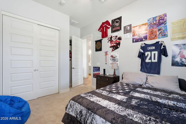 2912 E BLOOMFIELD Parkway, Gilbert, AZ 85296