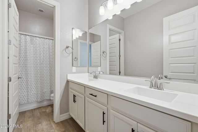 2912 E BLOOMFIELD Parkway, Gilbert, AZ 85296