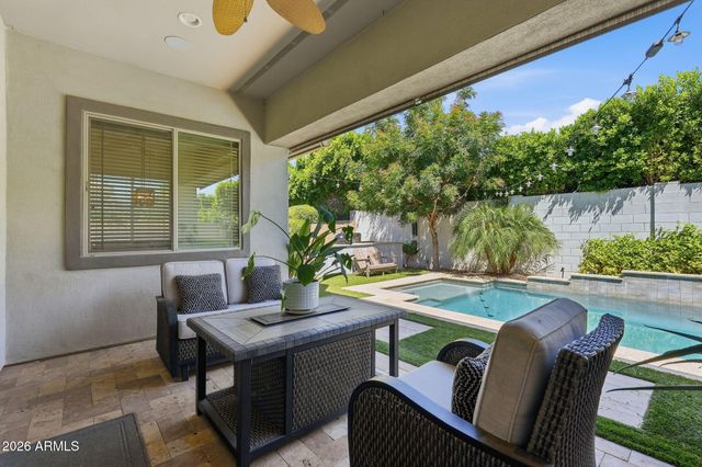 2912 E BLOOMFIELD Parkway, Gilbert, AZ 85296