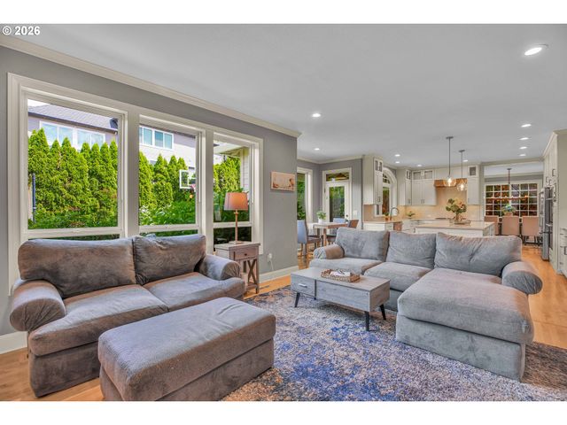12864 Nw LILYWOOD Dr, Portland, OR 97229