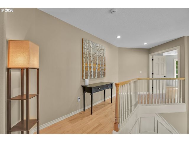 12864 Nw LILYWOOD Dr, Portland, OR 97229