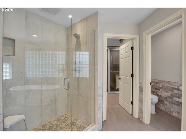 12864 Nw LILYWOOD Dr, Portland, OR 97229