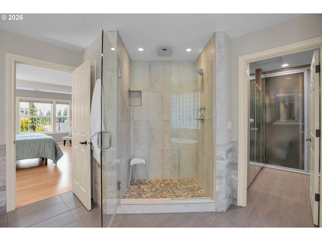 12864 Nw LILYWOOD Dr, Portland, OR 97229