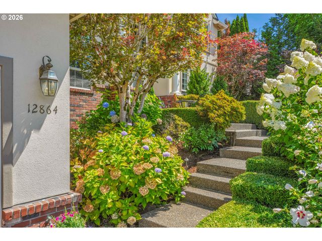 12864 Nw LILYWOOD Dr, Portland, OR 97229