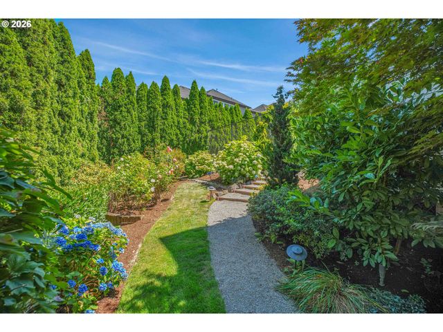12864 Nw LILYWOOD Dr, Portland, OR 97229