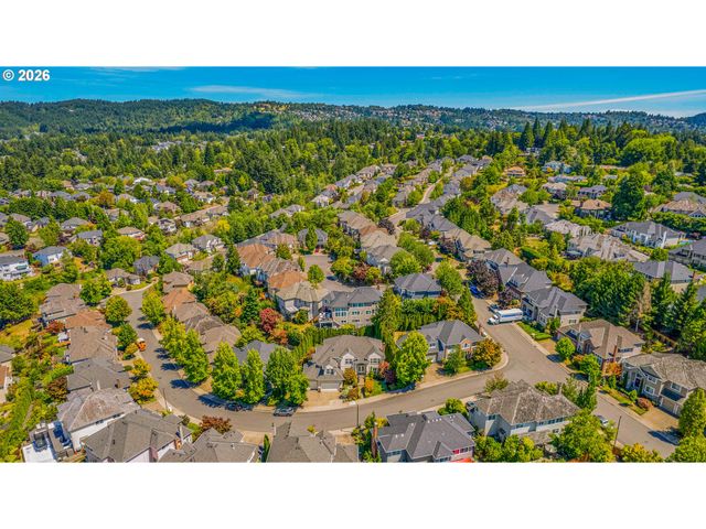 12864 Nw LILYWOOD Dr, Portland, OR 97229