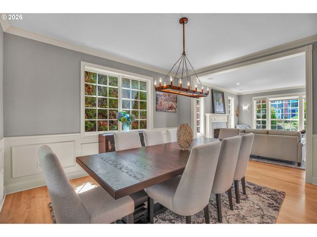 12864 Nw LILYWOOD Dr, Portland, OR 97229