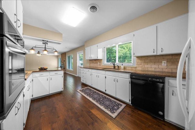 2333 E FORT KING STREET, Ocala, FL 34471