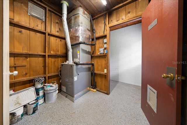 2333 E FORT KING STREET, Ocala, FL 34471
