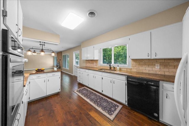 2333 E FORT KING STREET, Ocala, FL 34471