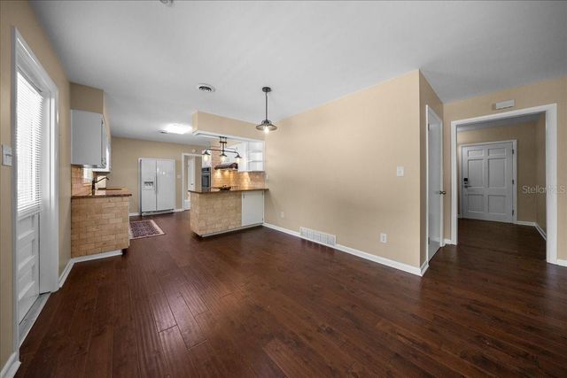 2333 E FORT KING STREET, Ocala, FL 34471